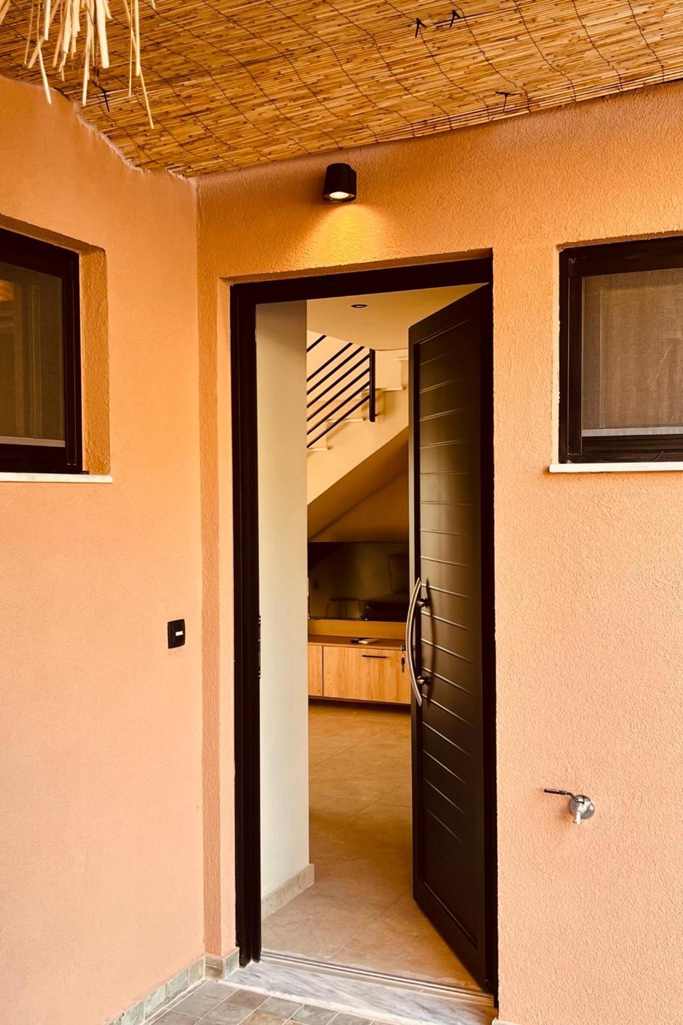Aparthotel Athilia Nikiana Esterno foto